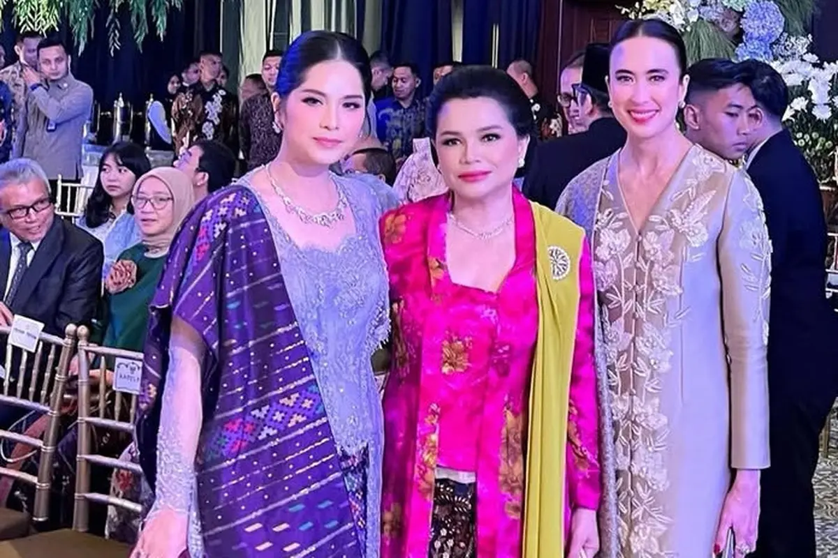 Tampilan Ibu Pejabat saat Kondangan ke Anak Akbar Tandjung