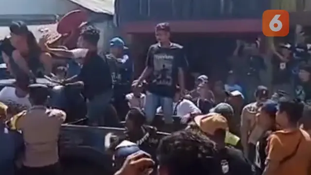 Dua kelompok nelayan di Ujunggenteng Kabupaten Sukabumi ricuh. (Liputan6.com/Istimewa).