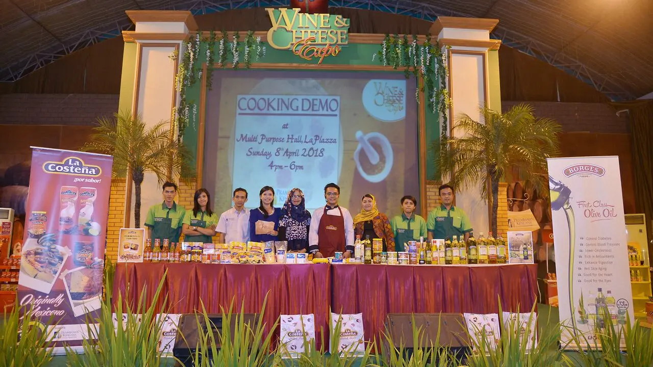 [Bintang] Jakarta Fashion and Food Festival 2018