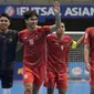 Setelah menelan kekalahan 0-5 dari Iran di laga pertama Grup C Kejuaraan Futsal AFC Piala Asia 2022 di Kuwait, Timnas Futsal  Indonesia berhasil bangkit dan memukul Lebanon dengan skor telak 7-2 dalam laga kedua di Saad Al Abdullah Hall, Kuwait, Jumat (30/9/2022) malam WIB. Dengan kemenangan ini Mochamad Iqbal dan kawan-kawan masih memelihara peluang lolos ke perempatfinal. (AFC/Khaleel Nadoum)