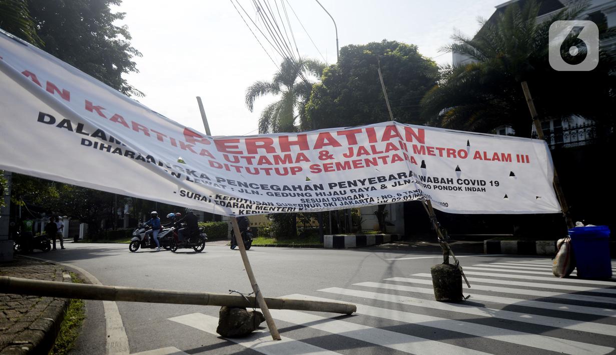 Foto Cegah Penyebaran Covid 19 Jalan Di Pondok Indah