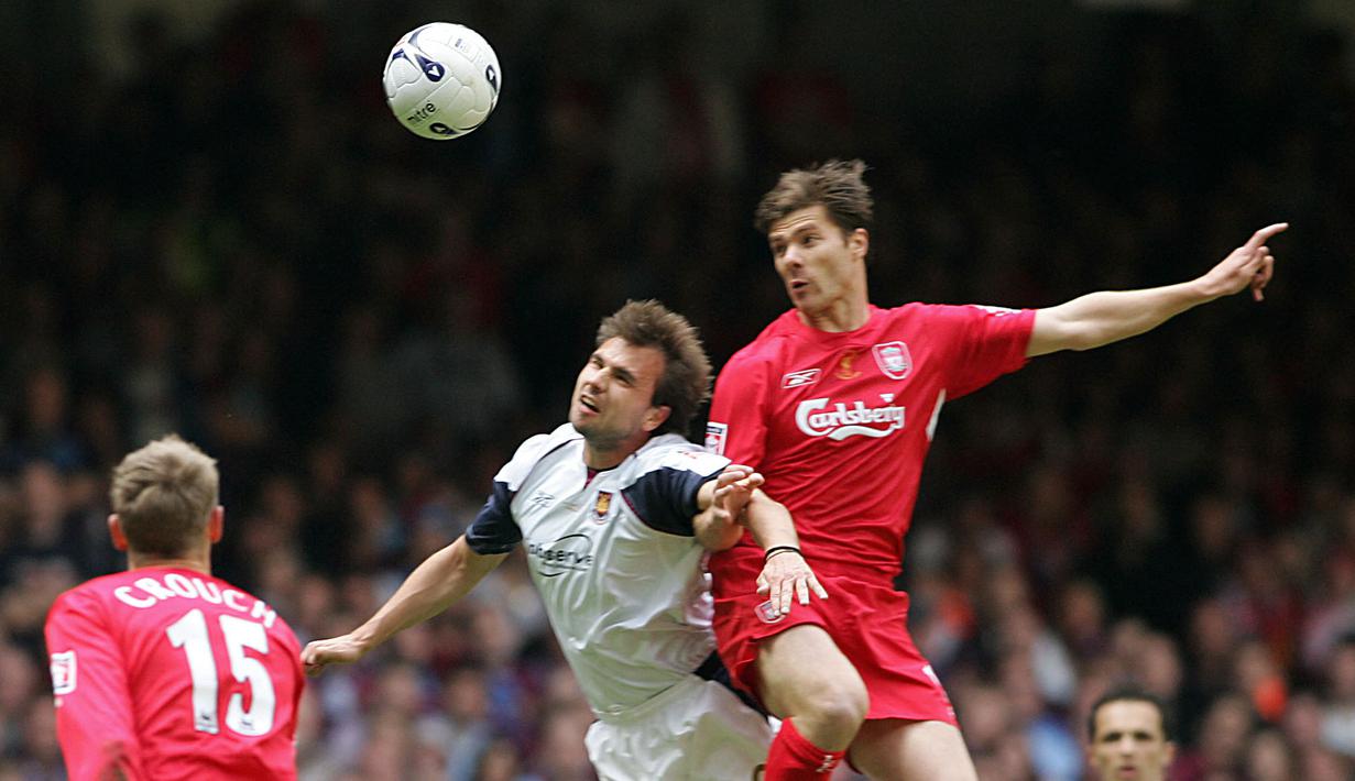 Kala itu, The Reds bertemu dengan West Ham United di partai final yang berlangsung di Millennium Stadium, Cardif, pada 13 Mei 2006. The Hammers sendiri diperkuat oleh beberapa nama top seperti Anton Ferdinand, Yossi Benayoun, hingga Dean Ashton. (AFP/Carl De Souza)