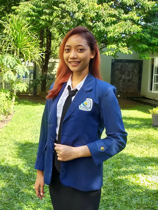 6 Potret Natasha Keniraras, Konten Kreator Viral 'CEO Of Sexy Javanese Accent'