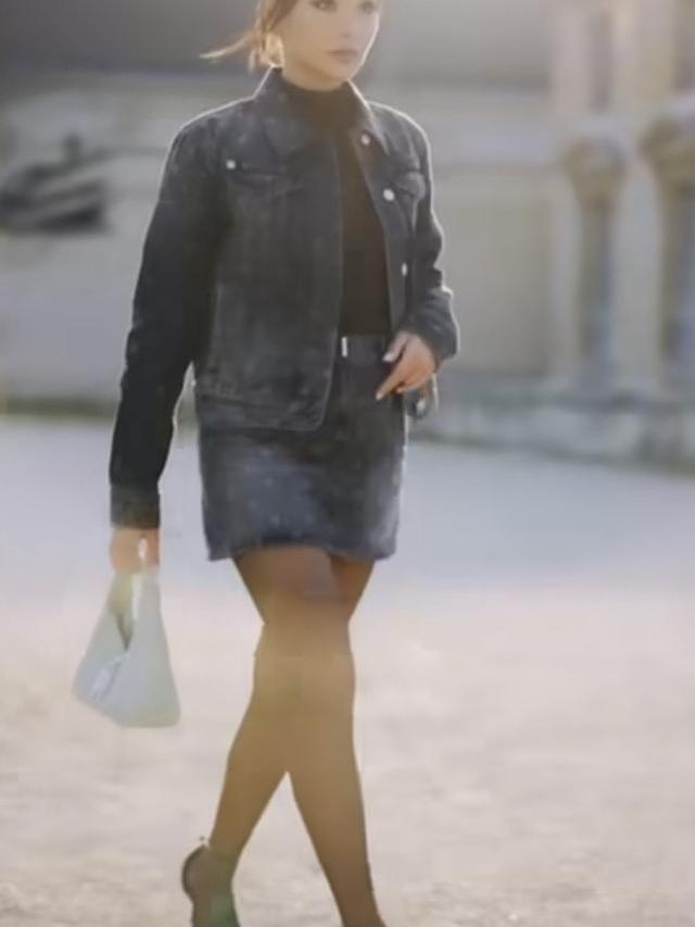 Alyssa Daguise Makin Eksis Tampil Gorgeous di Givenchy Paris Fashion Week