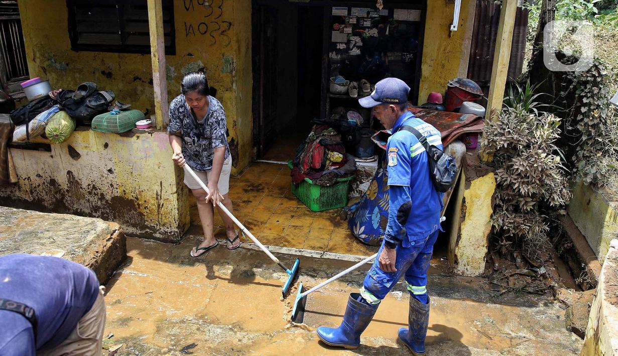 Sebelumnya, pada Selasa 4 Maret 2025, ratusan rumah warga yang berada di sepanjang perlintasan aliran Kali Ciliwung terendam banjir, salah satunya di kawasan Rawajati, Kalibata, Jakarta Selatan. (Liputan6.com/Angga Yuniar)