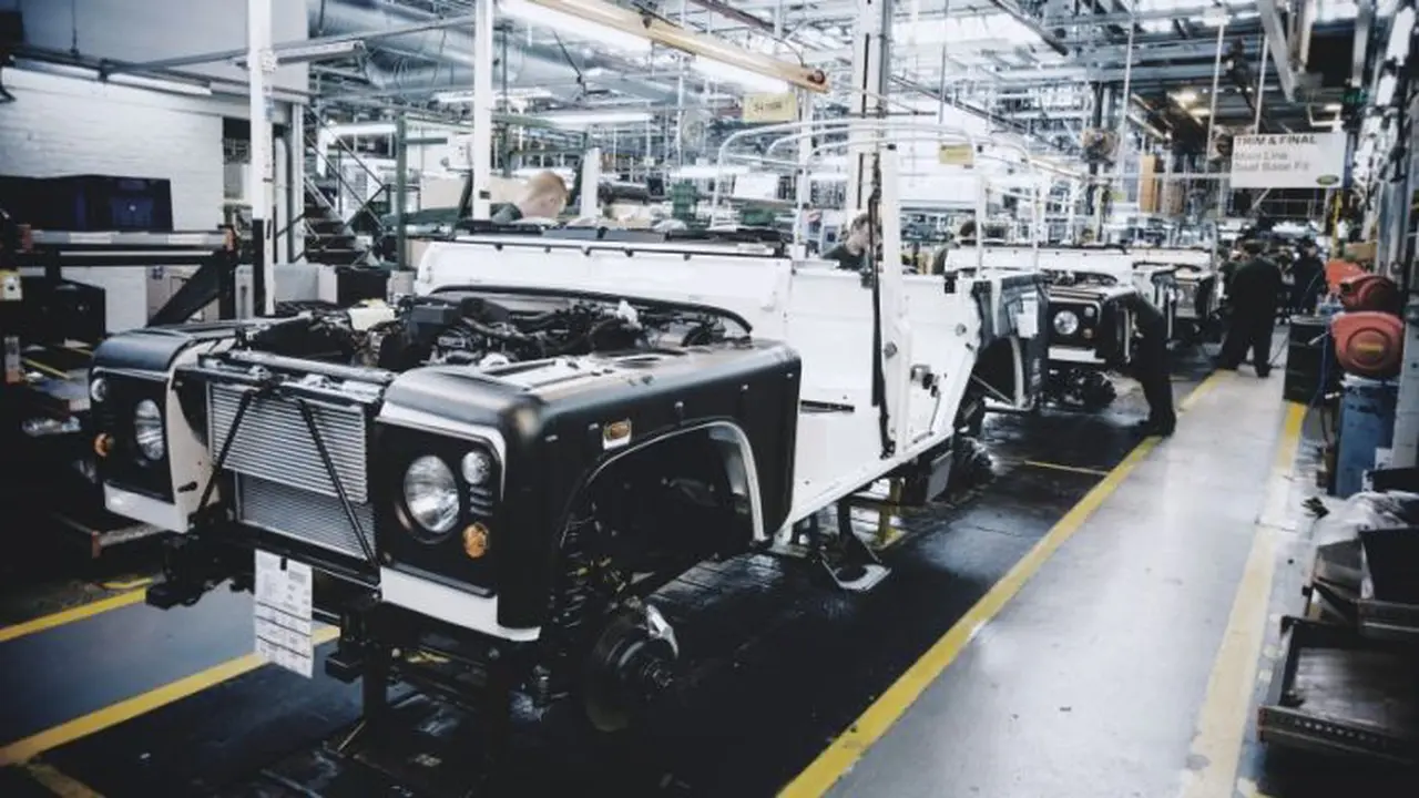 Jaguar Land Rover Tergoda Produksi Mobil di ASEAN