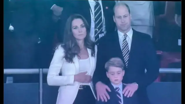 Unggahan warganet tentang Pangeran George. (Twitter/@bbargerRC)