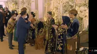 Anies Baswedan menghadiri Tasyakuran Pernikahan Kaesang dan Erina. (Tangkapan layar Youtube Presiden Joko Widodo)