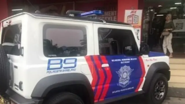 Suzuki Jimny Jadi Mobil Dinas Polisi.