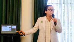 Dokter spesialis bedah anak, Karmile, dari RS Pondok Indah-Pondok Indah soal hernia, Jakarta (18/12/2025). Foto: Liputan6.com/Ade Nasihudin.