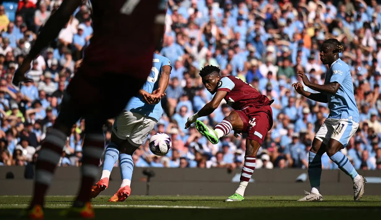 West Ham sempat memperkecil ketinggalan berkat gol salto Mohammed Kudus. (Oli SCARFF / AFP)