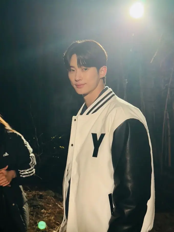 Byeon Woo Seok melejit setelah bintangi drakor Lovely Runner. (Instagram/ byeonwooseok)