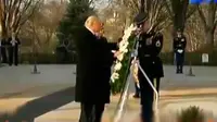 Berserta Wakil Presiden terpilih Mike Pence, Trump akan melawat ke pemakaman nasional Arlington. 