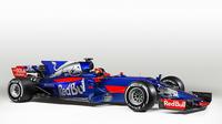 Penampakan mobil anyar Toro Rosso untuk balapan F1 2017. (Motorsport)
