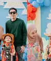 Meski sudah berpisah, Natasha Rizky dan Desta masih terlihat kompak dalam mengurus ketiga anak mereka [@natasharizkynew]