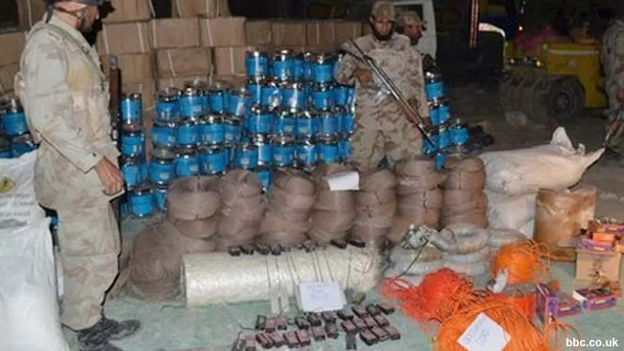 peledak-pakistan-130821a.jpg
