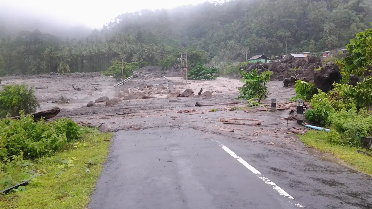 lahar dingin gunung karangetang