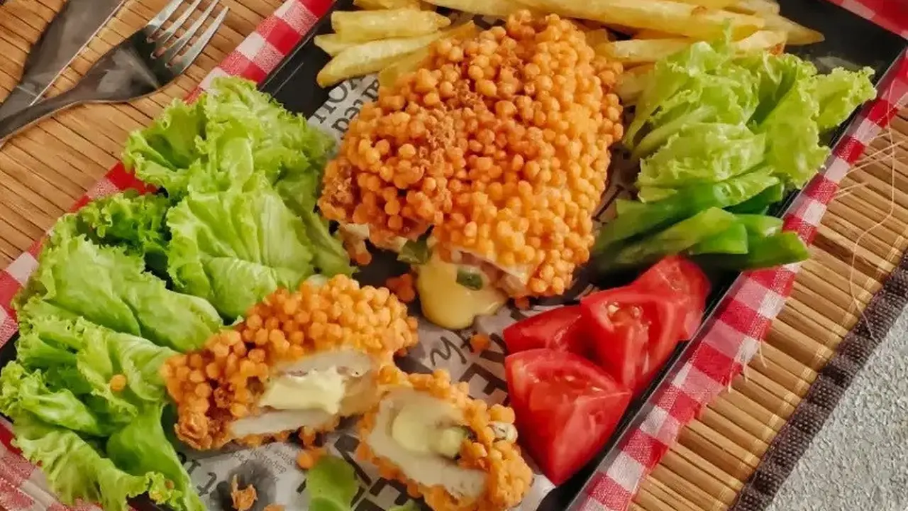 Resep ayam bubble crumb cordon bleu. (dok. Cookpad  @frielinggasit)