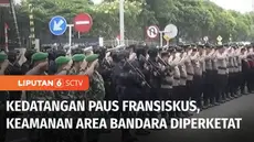 Pengamanan ketat juga dilakukan jelang kedatangan Paus Fransiskus di Bandara Soekarno-Hatta, Tangerang, Banten.