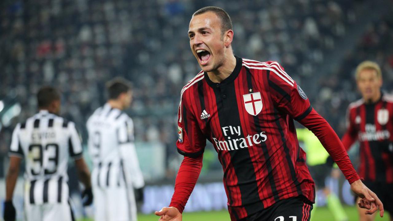 Luca Antonelli / Milan