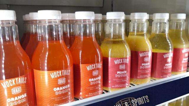 Nikmati Waktu di Rumah Aja dengan Varian Mocktail Enak dan Menyegarkan