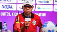 Pelatih Timnas Timor Leste U-17, Emral Abus mengikuti sesi konferensi pers jelang bergulirnya Piala AFF U-17 2026 di Movenpick Hotel Surabaya, Sabtu (11/4/2026). (Dok. AFF)