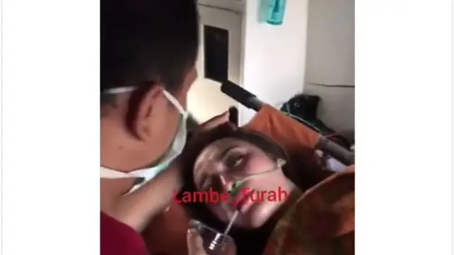 Zaskia Gotik di Ambulans