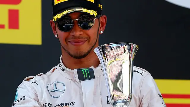 Hamilton: Gabung Ferrari? Itu Omong Kosong