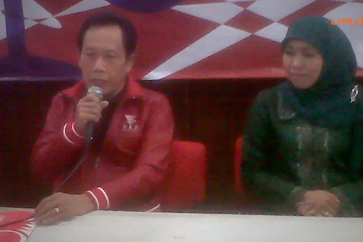 sutiyoso-khofifah130729c.jpg