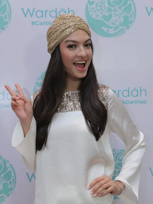 "Ramadan kali ini spesial buat saya karena banyak kesempatan untuk saya libur dan mudik ke Medan. Ramadan itu dimana saya bisa ambil kesempatan balik ke Medan," tutur perempuan yang mengawali kariernya lewat film 5 cm. (Andy Masela/Bintang.com)