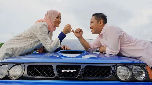 6 Potret Kemesraan Narji dan Istri yang Jarang Tersorot, Bak Pengantin Baru