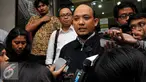 Penyidik KPK, Novel Baswedan menjalani pemeriksaan Dittipidum Bareskrim Polri, Jakarta, Rabu (8/7/2015). Novel kembali diperiksa terkait kasus dugaan penembakan pelaku pencurian sarang burung walet di Bengkulu pada 2004. (Liputa6.com/Yoppy Renato)