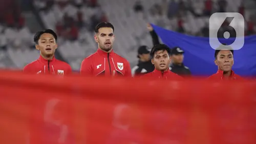 <p>Pemain Timnas Indonesia U-23 sesaat sebelum bertanding melawan Brunei Darussalam pada laga Grup A ASEAN U-23 Championship Mandiri Cup 2025 (Piala AFF U-23 2025) di Stadion Utama Gelora Bung Karno, Jakarta, Selasa (15/7/2025). (Liputan6.com/Helmi Fithriansyah)</p>