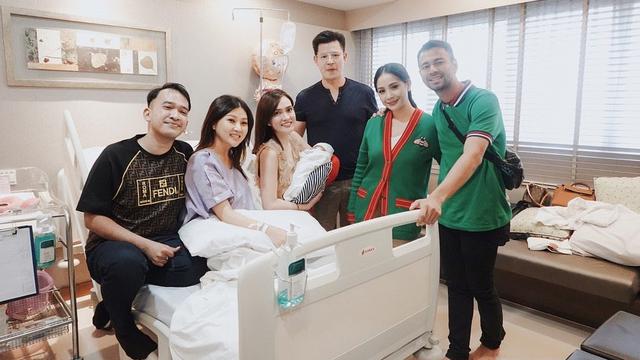 [Fimela] Sarwendah dan Ruben Onsu