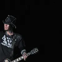 DJ Ashba - Guns N' Roses (Foto: Teamrock.com)