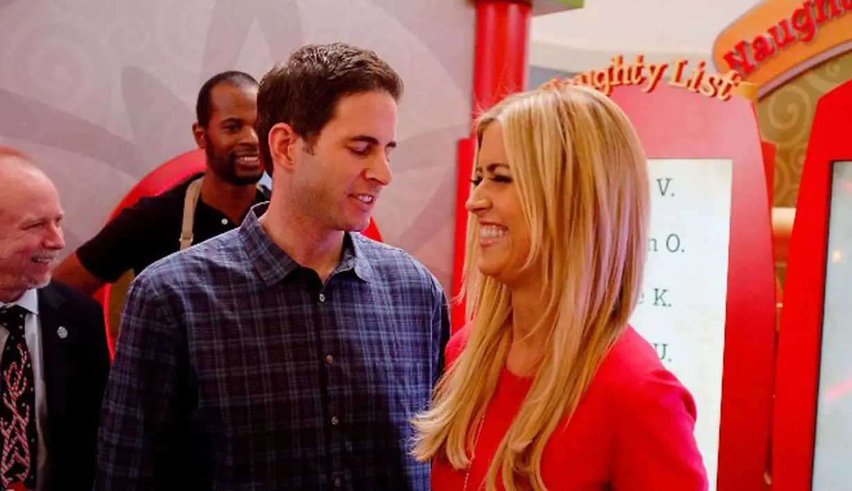Kabar menyedihkan kembali datang dari pasangan suami-istri dan presenter Tarek dan Christina El Moussa. Keduanya dikabarkan akan segera bercerai setelah membina hubungan rumah tangga selama tujuh tahun. (AFP/Bintang.com)