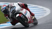 Pembalap Indonesia, Mario Suryo Aji saat mentas pada Moto3 Jepang di Sirkuit Motegi. (Istimewa)