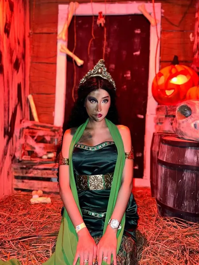 10 Gaya Seleb Tanah Air Rayakan Halloween 2022, Anya Geraldine Jadi Ariel-Lucinta Luna Jadi Badarawuhi