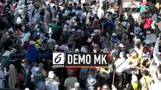 Warga terus berdatangan ke sekitar patung kuda di kawasan Gambir, Jakarta. Mereka mengaku ingin mengawal sidang putusan sengketa Pilpres 2019.