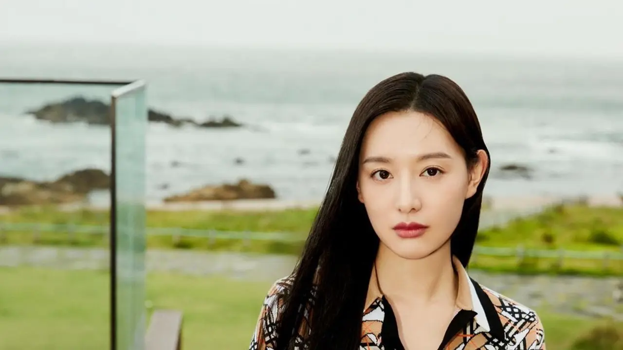 Kim Ji Won Siap Gelar Fan Meeting Pertama di Jakarta, Disambut Antusias