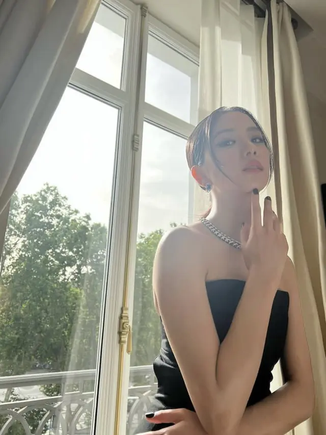 Potret Jisoo Blackpink Bak Dewi di Gala Cartier 2022 Spanyol, credit: @sooyaaa__