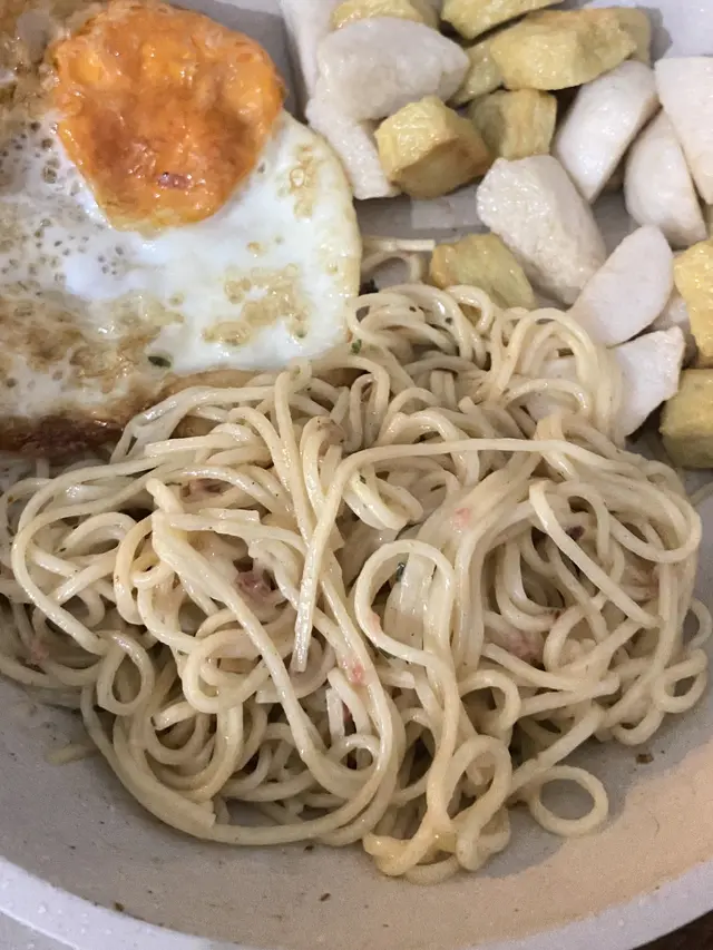 6 Potret Toping Spaghetti Ini Nyeleneh, Tak Sesuai dengan Sajian Khas Italia