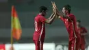 Para pemain Bahrain U-23 merayakan gol saat melawan Korea Utara U-23 pada laga PSSI Anniversary Cup 2018 di Stadion Pakansari, Bogor, (03/5/2018). Bahrain menang 4-1. (Bola.com/Nick Hanoatubun)