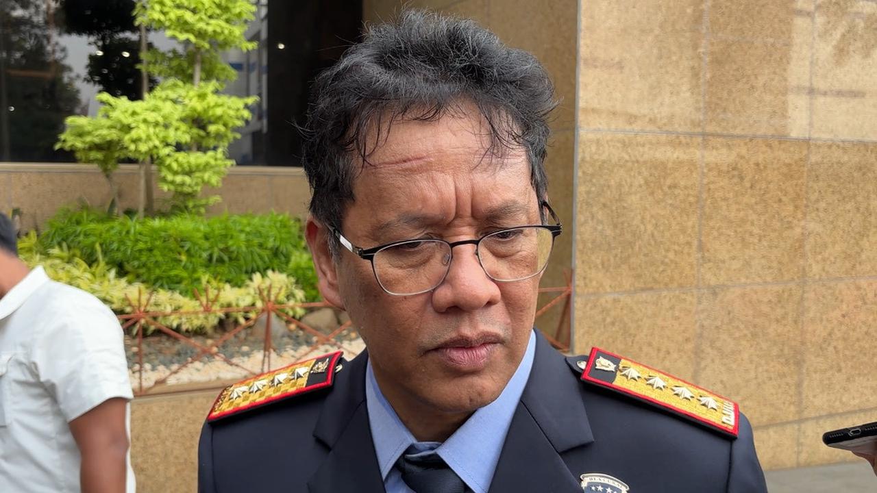 Menkeu Purbaya Tolak Pakaian Balpres Impor Ilegal Buat Korban Bencana