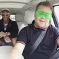 James Corden,Tim Cook & Pharrel @ Carpool Karaoke (Foto: www.highsnobiety.com)