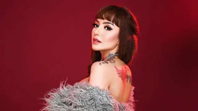 6 Potret Nadia Christina, Istri Baru Pesepakbola Alfath Fathier yang Seorang Model