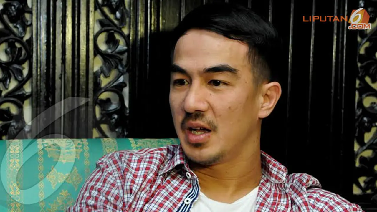 joe-taslim-131201b.jpg