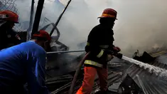 Saat terjadi kebakaran korban sedang tidur. Jenazah korban kemudian dilarikan ke RSCM.