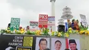  Kendaraan PKS yang dihias cukup semarak berhias kumpulan foto tokohnya tak ketinggalan mengikuti pawai (Liputan6.com/Herman Zakharia).