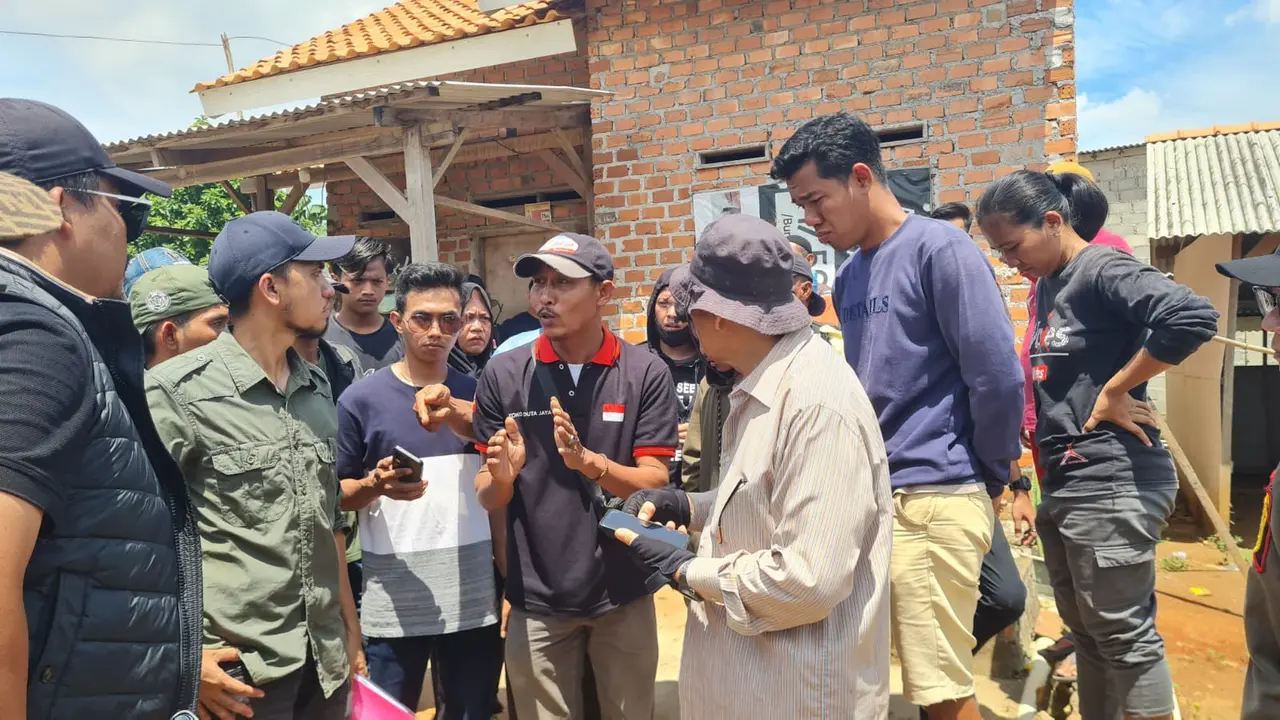 Proses eksekusi lahan milik PTPN I Regional 7 di Desa Sidosari, Kecamatan Natar, Lampung Selatan, Selasa (31/12/2024).